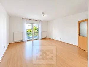 Pronájem bytu 1+kk, Liberec, Ořechová, 42 m2
