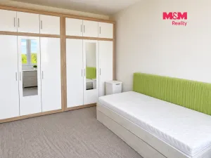 Pronájem bytu 2+kk, Pardubice - Polabiny, kpt. Bartoše, 45 m2