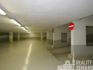 Pronájem bytu 1+kk, Praha - Vinohrady, Italská, 41 m2