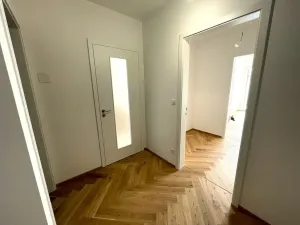 Pronájem bytu 2+kk, Brno, Poděbradova, 77 m2