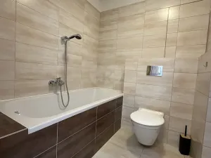 Pronájem bytu 1+kk, Praha - Uhříněves, Ke kříži, 34 m2
