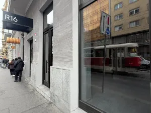 Pronájem obchodního prostoru, Praha - Nové Město, Revoluční, 30 m2