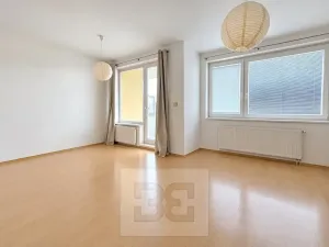 Pronájem bytu 1+kk, Brno, Dusíkova, 40 m2