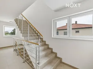 Prodej bytu 2+kk, Praha - Kyje, Vajgarská, 30 m2