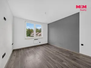 Prodej bytu 4+1, Černovice, U Mateřské školy, 82 m2
