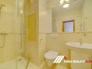 Pronájem bytu 2+1, Zlín, Dřevnická, 66 m2