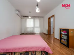 Prodej bytu 3+1, Hradec Králové - Nový Hradec Králové, třída Edvarda Beneše, 98 m2