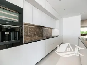 Prodej vily, Podstrana, Chorvatsko, 390 m2