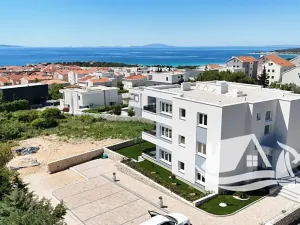 Prodej bytu 3+kk, Novalja, Chorvatsko, 82 m2