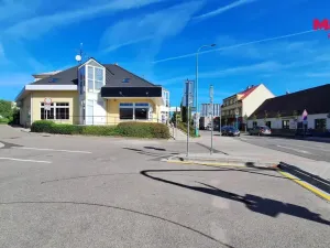 Pronájem obchodního prostoru, Chlumec nad Cidlinou - Chlumec nad Cidlinou IV, Kozelkova, 14 m2