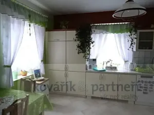 Prodej rodinného domu, Šluknov, Karlova, 200 m2