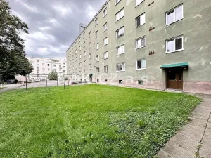 Pronájem bytu 3+1, Praha - Vinohrady, Pod Rapidem, 57 m2