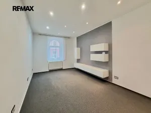Pronájem bytu 2+1, Plzeň, Sladkovského, 50 m2
