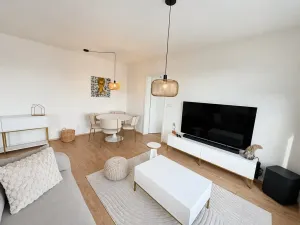 Pronájem bytu 2+kk, Brno, Bratislavská, 52 m2