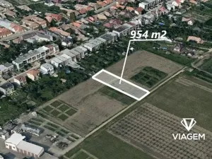 Prodej podílu pole, Znojmo, 636 m2