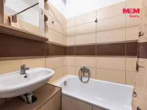 Prodej bytu 2+1, Lysá nad Labem, Husovo náměstí, 50 m2
