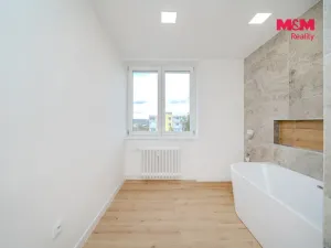 Prodej bytu 3+kk, Ostrava - Poruba, Josefa Skupy, 66 m2