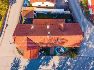 Prodej rodinného domu, Lužnice, 180 m2