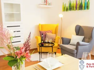 Pronájem bytu 2+kk, Slaný, Kybalova, 50 m2
