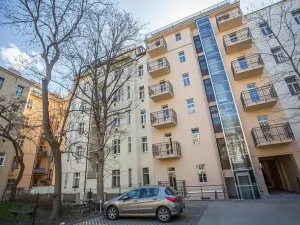 Pronájem bytu 2+kk, Praha - Žižkov, Ondříčkova, 48 m2