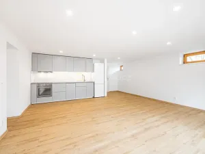 Pronájem bytu 2+kk, Praha - Lhotka, K Novému dvoru, 64 m2