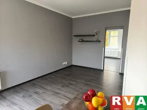 Prodej bytu 2+kk, Stříbro, Revoluční, 69 m2