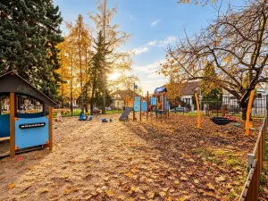 Prodej pozemku pro bydlení, Praha - Hloubětín, Mochovská, 294 m2