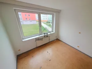 Prodej bytu 2+1, Vodňany, Sídl. Škorna, 70 m2
