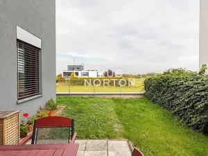 Pronájem bytu 3+kk, Praha - Uhříněves, V bytovkách, 143 m2