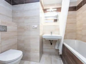 Pronájem bytu 2+kk, Praha - Uhříněves, Jindřicha Bubeníčka, 37 m2