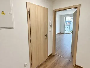 Pronájem bytu 1+kk, Olomouc, Varšavské nám., 35 m2