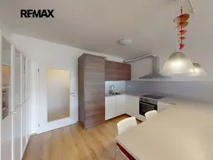 Prodej bytu 2+kk, Praha - Modřany, Zlochova, 55 m2
