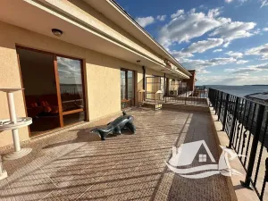 Prodej bytu 2+kk, Sveti Vlas, Bulharsko, 92 m2