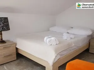 Prodej rodinného domu, Stara Novalja, Chorvatsko, 240 m2
