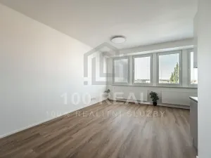 Pronájem bytu 1+kk, Hradec Králové, Průmyslová, 40 m2