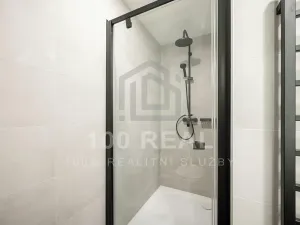 Pronájem bytu 1+kk, Hradec Králové, Průmyslová, 40 m2