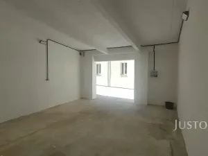 Pronájem garážového stání, Písek, V Koutě, 35 m2