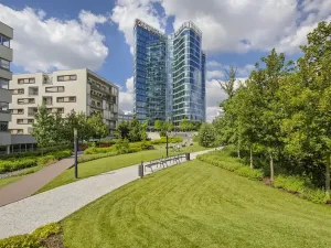 Pronájem obchodního prostoru, Praha - Michle, Želetavská, 84 m2