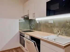 Pronájem bytu 2+kk, Praha - Podolí, Na hřebenech I, 38 m2