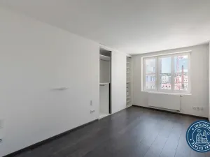 Prodej bytu 3+kk, Praha - Holešovice, Tovární, 85 m2