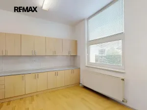 Prodej výrobních prostor, Hlinsko, Za Radnicí, 1620 m2