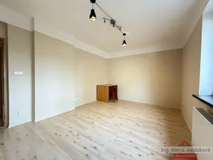 Pronájem bytu 3+1, Praha - Zbraslav, Žitavského, 71 m2