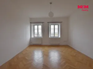 Pronájem bytu 2+1, Hradec Králové, Velké náměstí, 45 m2