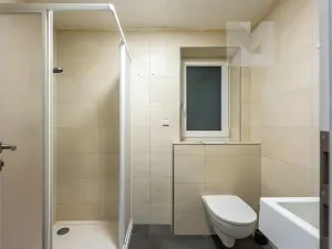 Prodej rodinného domu, Žernovník, 221 m2