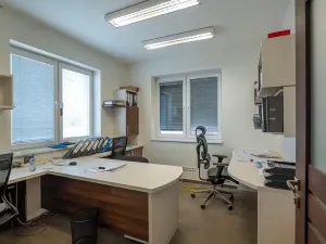 Prodej výrobních prostor, Hranice, 3013 m2