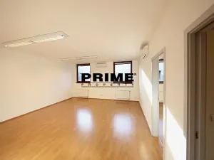 Pronájem kanceláře, Praha - Smíchov, Štefánikova, 82 m2