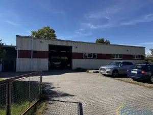 Pronájem výrobních prostor, Radhošť, 450 m2