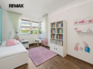 Prodej bytu 3+kk, Praha - Kyje, Sicherova, 79 m2