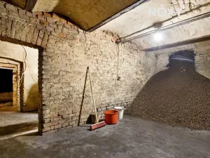 Prodej vícegeneračního domu, Žatec, 194 m2