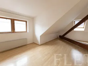 Pronájem bytu 1+1, Praha - Vršovice, Tolstého, 42 m2